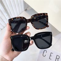 【CC】 Hot Sale Classic Sunglasses Oversized Sunglass Woman Men Glasses Shades Driver Goggle