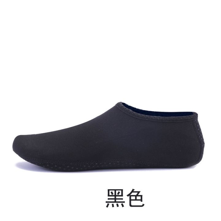 hot-sale-beach-shoes-men-and-women-snorkeling-children-wading-swimming-non-slip-anti-cut-soft-bottom-barefoot-catch-the-sea-trace-river