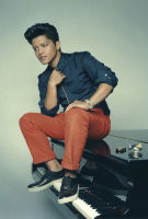 โปสเตอร์ BrunoMars บรูโนมาส์ รูปภาพขนาดใหญ่ ตกแต่งผนัง ของขวัญ Poster ของแต่งบ้าน ของแต่งห้อง โปสเตอร์ติดผนัง โปสเตอร์ติดห้อง 77poster