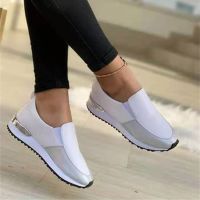 Women Boat Shoes 2022 Platform Casual Slip-On Shoes Ladies Fashion Flats Sneakers Cut Out Suede comfortable Moccasins