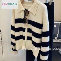 HUACHACHA Zip Stripe เสื้อถักนิตติ้งเกาหลี