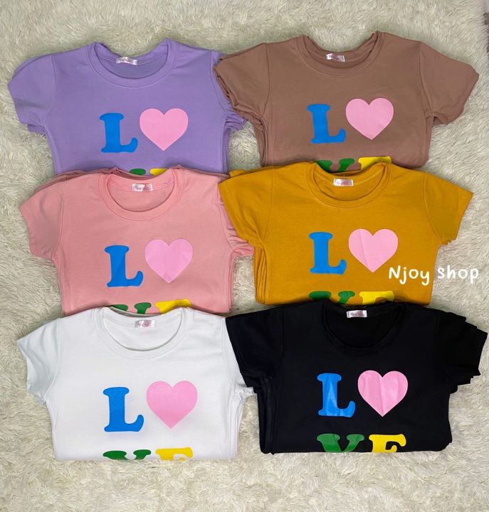 เสื้อยืดรัดรูปลาย love .ผ้าใส่สบาย พร้อมส่ง