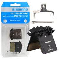 SHIMANO J02A จักรยานเสือภูเขาเรซินผ้าเบรกน้ำแข็งเทคครีบระบายความร้อนสำหรับ BR-M9020 M987 M985 M785 M675 M666 M615 M6000 M7000 M8000 M9000