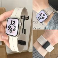 สายสร้อยข้อมือแม่เหล็กซิลิโคนสำหรับสมาร์ทวอท์ช,8 SE 7 6 5 3สำหรับ IWatch รุ่นพิเศษขนาด49มม. 44มม. 45มม. 41มม. 40มม. 42มม. 38มม. 45มม. 45มม.