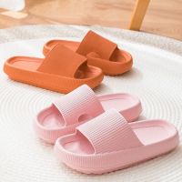 Hot Summer Women Soft Slippers Fashion Thick Platform Bathroom Home Men Indoor Non-Slip Anti-Slip Female Cloud Cushion Slides