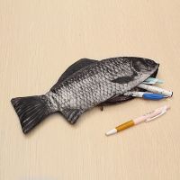 Realistic Fish Shape Pen Bag Carp Make-up Pouch Pen Pencil Case With Zipper Makeup Pouch Casual Gift Toiletry Wash Funny Handbag