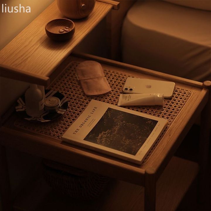 ตู้โต๊ะข้างเตียงหวายหลายชั้นแบบโมเดิร์นขนาดเล็กทันสมัยสีไม้แอชแบบญี่ปุ่นขาตั้งกลางคืนโต๊ะข้างเตียง