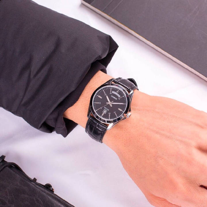 casio-standard-นาฬิกาข้อมือผู้ชาย-สีเงิน-สายหนัง-รุ่น-mtp-1370-mtp-1370l-mtp-1370l-1a-mtp-1370l-7a