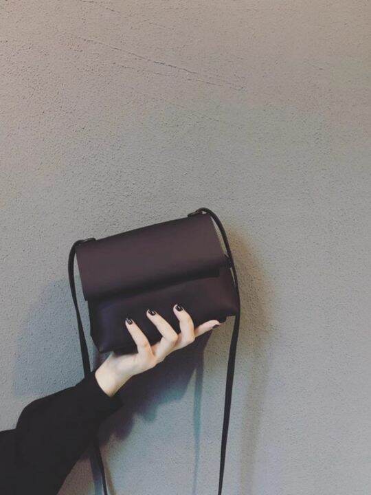 daydream-i-lin-yu-jing-zhuang-duffy-same-style-bag-2023-new-style-fashion-black-shoulder-messenger-bag