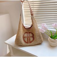 Fashion Straw Woven Bag 2023 Summer Hot Style Portable Shoulder Tote Bucket Bag Womens Shopping Bag Travel Bag Casual Versatile