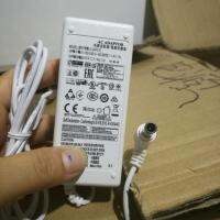 Origina 19V AC/DC Adapter For LG LCAP25B LCAP16B-A LCAP16B-E LCAP16BA LCAP16BE Lien Chang LGE 2.1A 40W Power Supply Cord Charger （Several styles are common to each other and will be sent randomly!）?