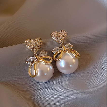 Huge White Baroque Pearl Earrings 18k Gold Plating Dangler TwoPin South Sea AAA Huge White Baroque Pearl Earrings 18k Gold Plating Dangler TwoPin South Sea AAA