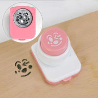 Snoopy 1ชิ้นเครื่องตัดสาหร่าย Bento ตกแต่งลายนูนอุปกรณ์ DIY sushi Maker