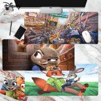 แผ่นรองเมาส์ Disney Zootopia ในสต็อกแล็ปท็อปเมาส์เล่นเกมส์แผ่นรองเม้าส์ขนาดสำหรับคีย์บอร์ดเกมตัวล็อคขอบขนาดใหญ่