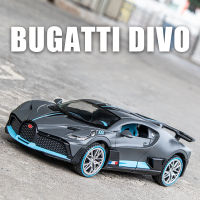 จัดส่งฟรี1:24 Bugatti DIVO ล้อแม็กรถสปอร์ตรุ่น D Iecast จำลองโลหะของเล่นยานพาหนะรถรุ่นแสงเสียงเด็กของขวัญ