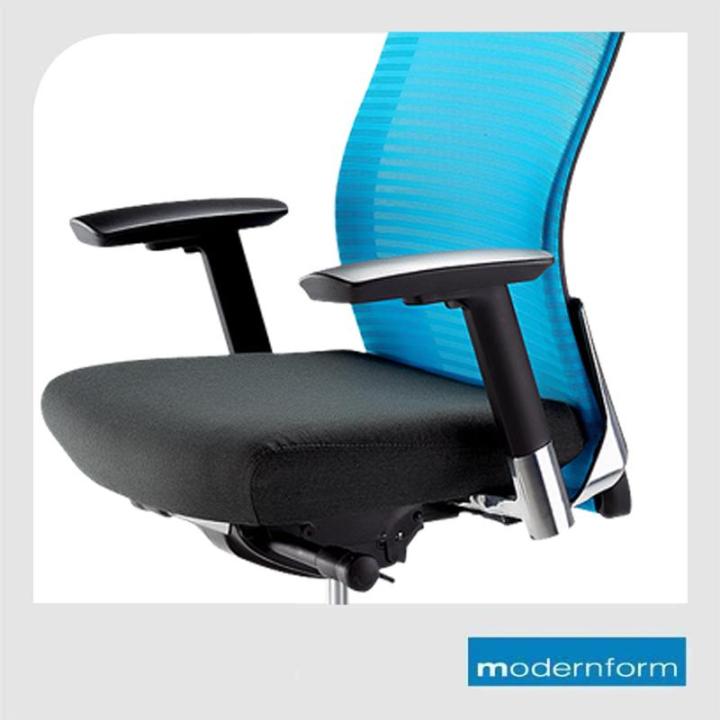 modernform-เก้าอี้สำนักงาน-รุ่น-series15-เบาะสีดำ-พนักพิงกลาง-สีฟ้า-เก้าอี้ทำงาน-เก้าอี้ออฟฟิศ-เก้าอี้ผู้บริหาร-เก้าอี้ทำงานที่รองรับแผ่นหลังได้ดีเป็นพิเศษ-พนักพิงหุ้มด้วยตาข่าย-ปรับที่วางแขนได้-3-ทิศ