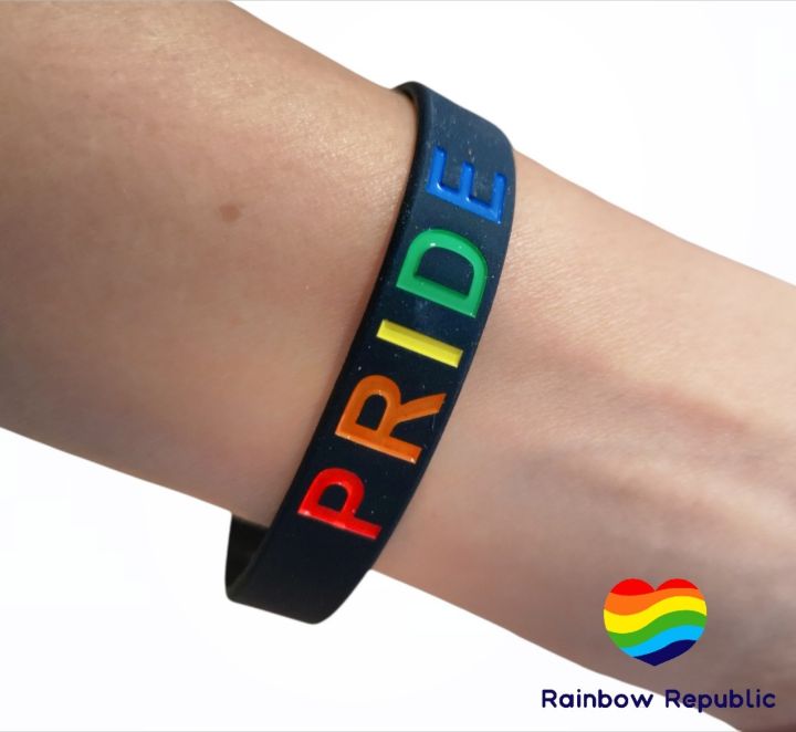 สายรัดข้อมือ-ริสแบนด์-ซิลิโคน-ข้อมือ-สายรัด-ยาง-สีรุ้ง-สีดำ-rainbow-pride-lgbt-wristband-rubber-silicone-band-free-size-unisex-2-5-diameter