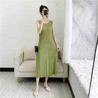 2022 summer new casual Miyake pleated sleeveless vest dress round neck large swing slimming basic folda pleated skirt