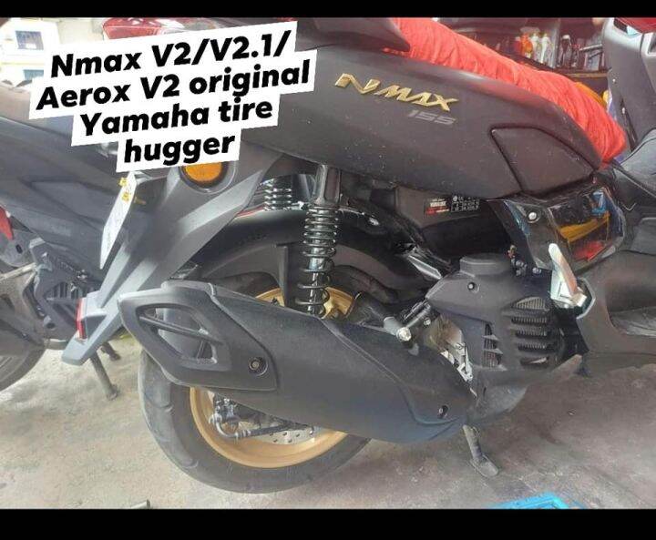 Aerox V1 rear fender (Original Yamaha) complete with bolts and nuts