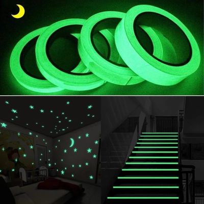 [24 Home Accessories] 2/3/5ซม. สติกเกอร์สะท้อนแสง Self Luminous Night Light คำเตือนสติกเกอร์รถสีเขียว Light Self Adhesive สติกเกอร์ตกแต่งบ้าน