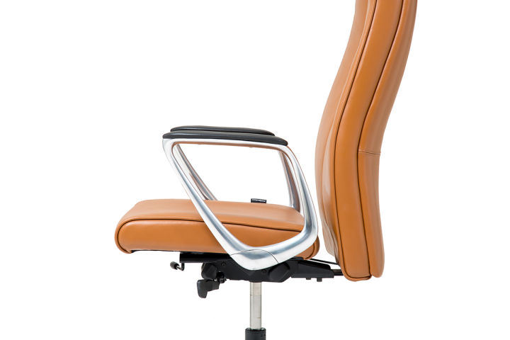 modernform-เก้าอี้ผู้บริหาร-ระดับพรีเมี่ยม-รุ่น-series12-หุ้มหนังแท้-สีน้ำตาล-ระบบโยกเอน-synchronize-mechanism-ปรับความหนืดพนักพิงตามน้ำหนักคนนั่ง