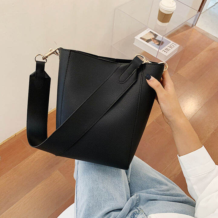 solid-color-pu-leather-crossbody-bags-for-women-bucket-bags-2022-new-lady-handbags-with-wide-belt-travel-shoulder-bags-casual