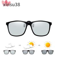 XINSU38 UV400หญิงเลนส์มองกลางคืนเปลี่ยนสีได้ตกปลาคลิปพับขึ้นบนแว่นตากันแดดขับรถแว่นกันแดดแบบหนีบแว่นกันแดดโพลาไรซ์แว่นกันแดดมองเห็นกลางคืน