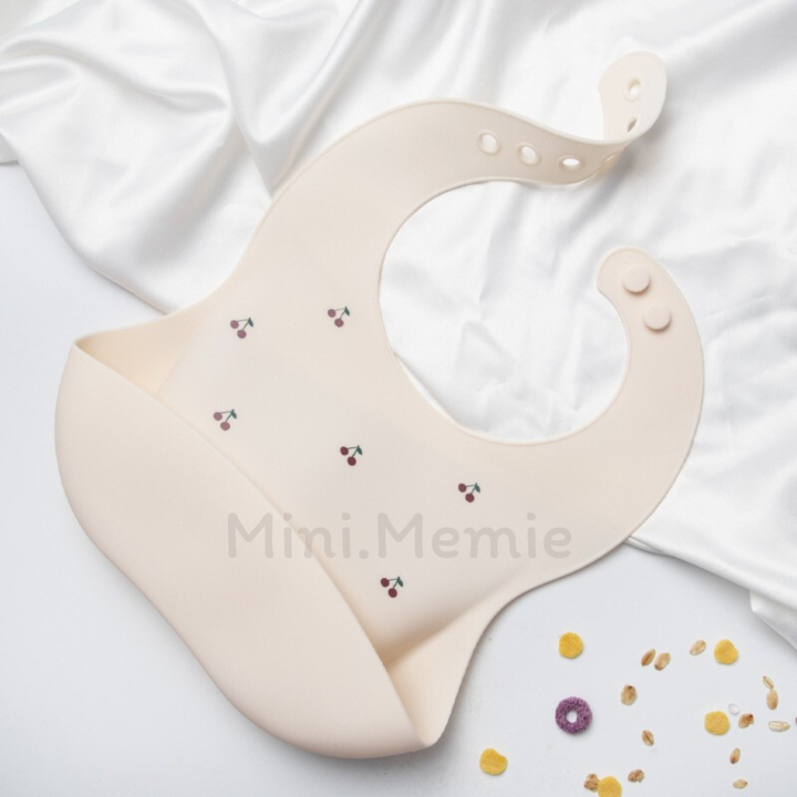 พร้อมส่ง!!! ผ้ากันเปื้อนซิลิโคนฟู้ดเกรด บางเบา ใส่สบาย ลายน่ารัก ทำความ