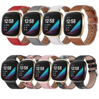 【CHUYANG SHOP】   สำหรับ Fitbit Versa 3 Smart Watch การเปลี่ยนสายหนังสองด้านสำหรับ Fitbit Versa 3/สำหรับ Fitbit Sense Smart Watch Band