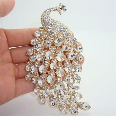 Rhinestones Peacock Brooches for Womens Luxury Clothing Accessories Elegant Banquet Wedding Jewelry Female Pin