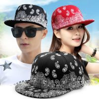 【Hot Sale】 European and style fashion cashew nut flower flat brim hat hip-hop baseball cap men women performance casual