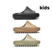 zhouyiping รองเท้าแตะ Yeez Slides eu31-35 สําหรับเด็กผู้ชาย ผู้หญิง (ขนาดจริง ไม่ต้องเพิ่มขนาด)