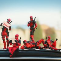 【jw】☂◆ↂ  Anime Filme Deadpool Figuras de Ação Enfeites Interior Do Carro para Espelho Retrovisor Pendurado Pingente Modelo Desktop Decoração