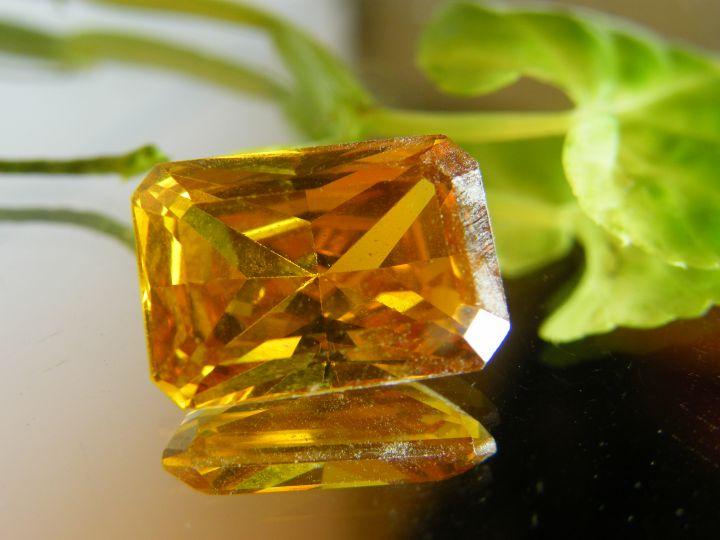 cz-คิวบิกเซอร์โคเนีย-เพชรรัสเซีย-cubic-zirconia-รูป-แปดเหลี่ยม-สีสีเหลือง-american-diamond-stone-octagon-shape-11x16mm-1-pcs-เม็ด-หนักรวม-22-กะรัต-carats-1-เม็ด
