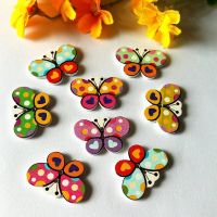 50pcs/lot Wooden Buttons Children butterfly Decorative Buttons for Clothes Ornament 20*30mm Sewing Scrapbooking supplies Haberdashery