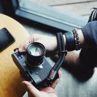 สายรัดข้อมือสายกล้องคล้องข้อมือสายรัดไนลอนถักด้วยมือแบบใหม่สำหรับ Leica M10 Fuji-ฟิล์ม XT10 XT20 XT30 XT3 X100V Ricoh GR2 GR3 NIKON Z6 Z7