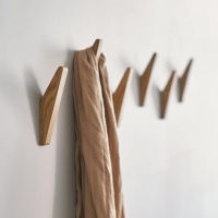 ไม้ธรรมชาติ Coat Rack แขวนเสื้อผ้าติดผนัง Coat Hook ผู้ถือกุญแจตกแต่งหมวกผ้าพันคอกระเป๋าถือ Storage Room Decor-Wefdger