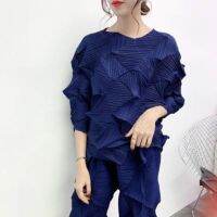 2023 Hot Miyake Japanese pleated pleated top three-quarter sleeve spring new pullover loose large size T-shirt for women with slim temperament