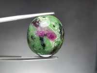 พลอยหลังเบี้ย รูบี้ ซอยไซต์ (Ruby In Zoisite) " หินแห่งความเชื่อมั่น" น้ำหนัก 24.32 ct. ขนาด 18.2*7.3*21.4 mm. พลอยแท้ 100 % เนื้อดี ราคาถูก