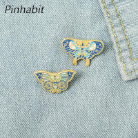 Pinhabit ผีเสื้อมอดเคลือบขาที่กำหนดเองแมลงเข็มกลัดกระเป๋าเสื้อผ้าปกขาป้าย