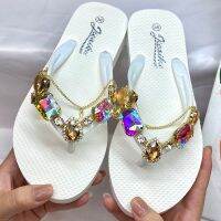 Hot sell Women Comfortable Beach Shoes Non-slip Soft Bottom Casual Flip Flops Rhinestone Chain Decoration New Summer Flat Slippers qt726