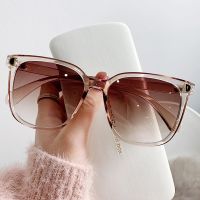 【DY】Fashion Oversized Sunglasses Woman Brand Designer Vintage Square Sun Glasses Female Big Frame Gradient Shades Oculos De Sol