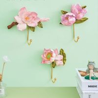 New Chinese light luxury flower style hook coat hook into the door porch creative decoration wall key coat hook Picture Hangers Hooks