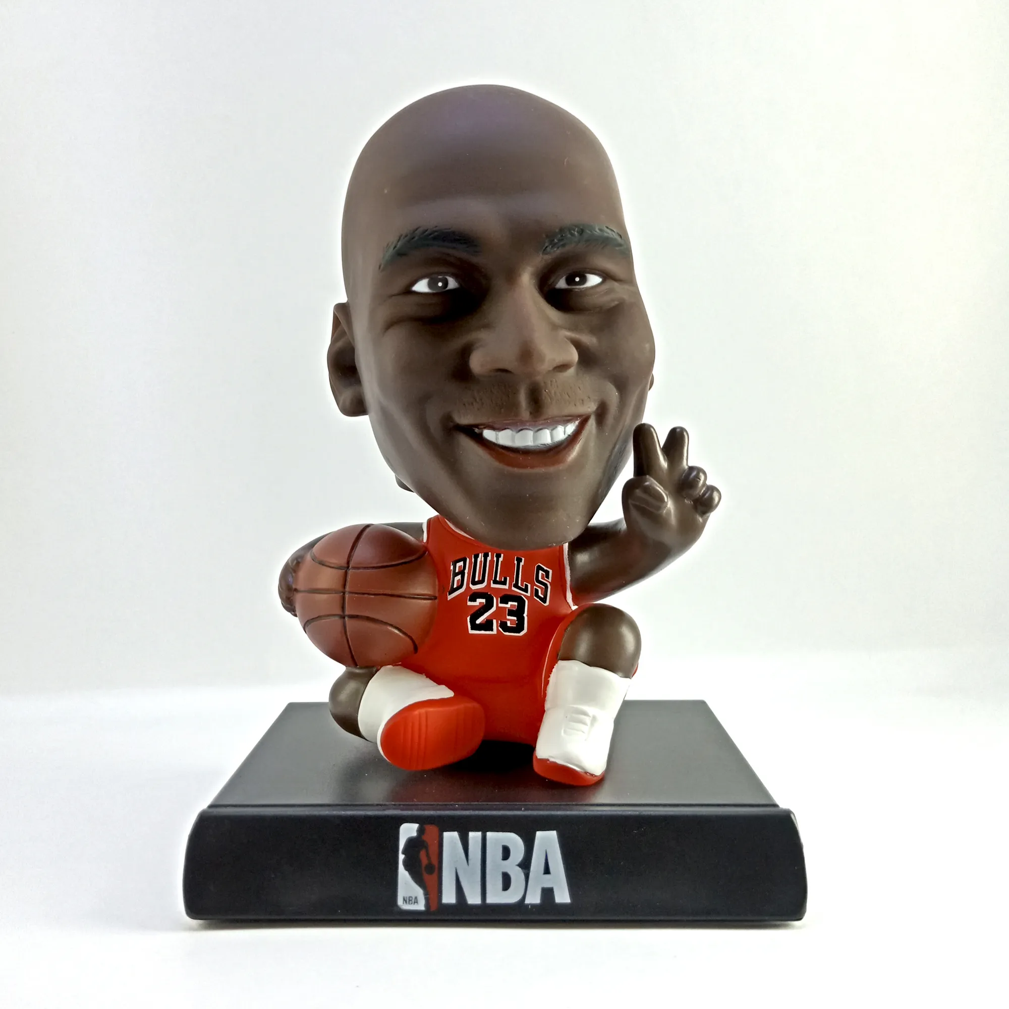 NBA Bobblehead Michael Jordan | vlr.eng.br