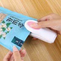 Mini Sealer Home Heat Bag Food Snacks Bag Sealing Machine Food Portable Packaging Clips Kitchen Mini Handheld Holder Sealer