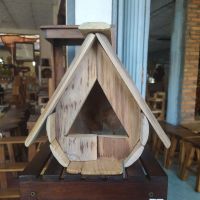 กรงนกไม้สัก (Teak bird cage)ขนาด กว้าง23ลึก21สูง23 cm สีไม้สัก ธรรมชาติ สินค้ามีคุณภาพ ตรงปก เคลื่อนย้ายสะดวก