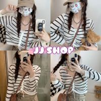 zhouyiping shop ?พร้อมส่ง เสื้อไหมพรมแขนยาว คอวี ดีเทลสายรูดตรงกลางปรับความยาว 12338