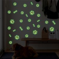 ZZOOI Funny Dog Footprint Bone Luminous Wall Stickers Bedroom Glow In The Dark Footprint Wall Decal For Kid Room Floor Decor Muraux