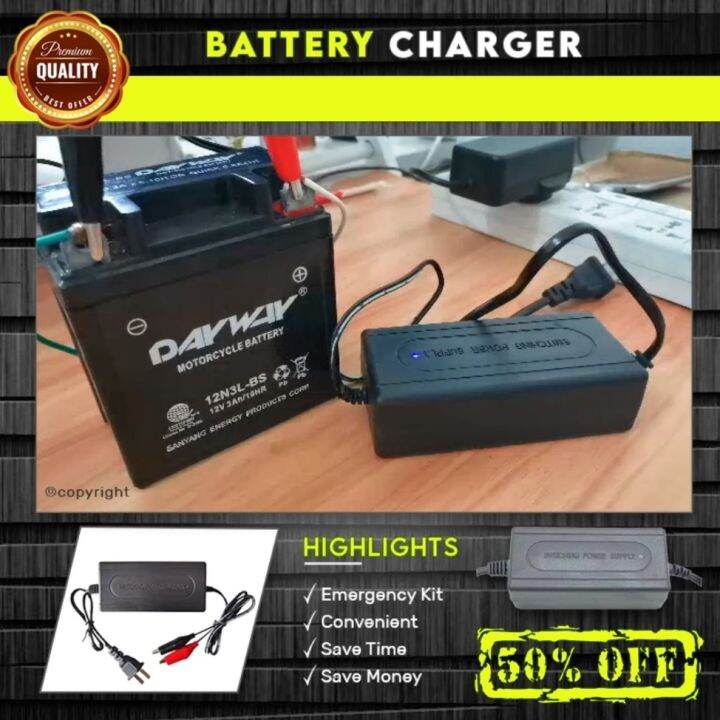 Motorcycle/Car/Automobiles 12V Sealed Lead Battery Charger 12 Volts