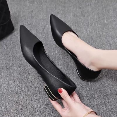 ๑♤ Factory direct sales genuine soft leather shoes for women with thick heel and versatile 2023 autumn new style comfortable low heel large size casual womens leather shoes